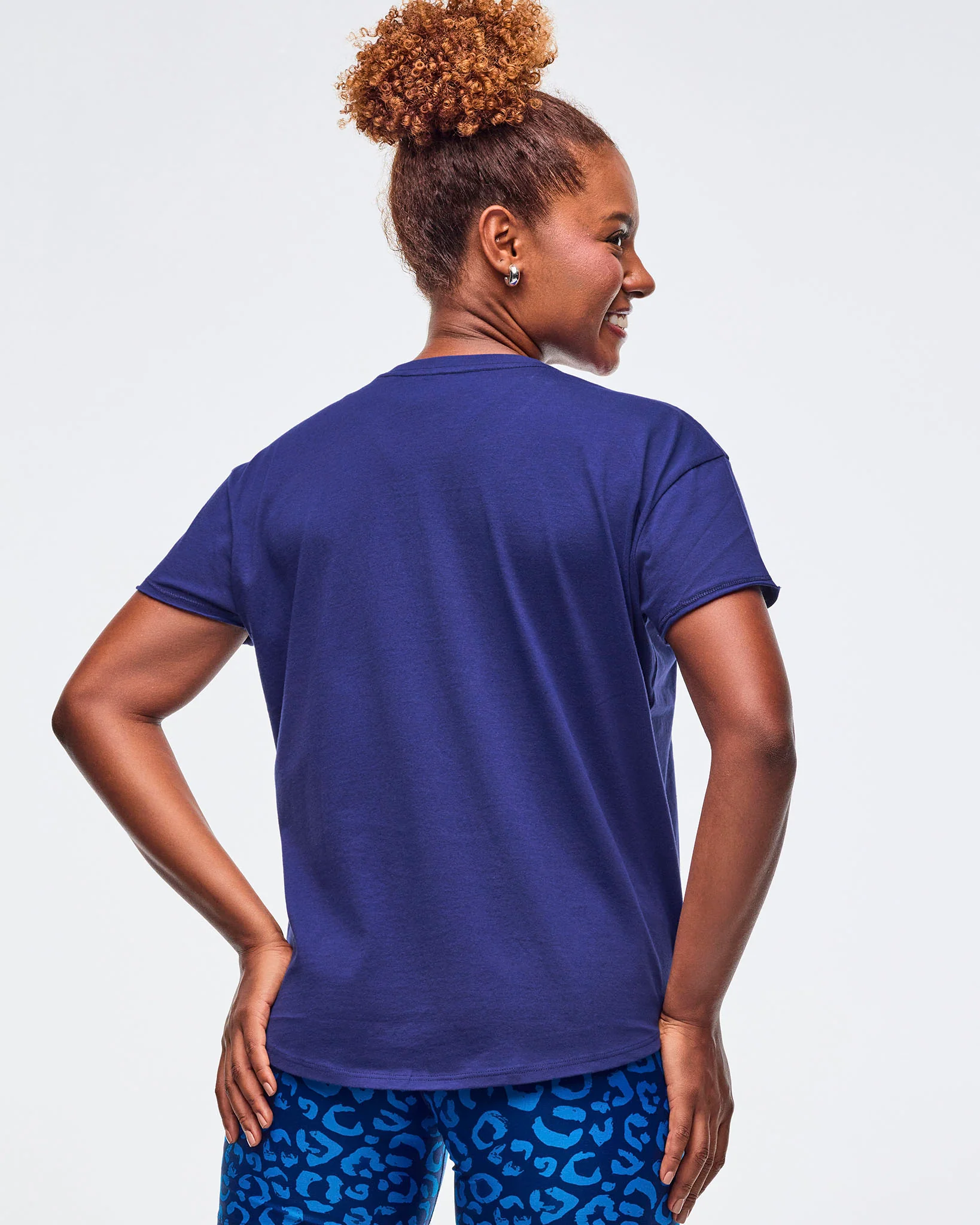 Sizzlin' High Low Crew Neck Top - Image 8